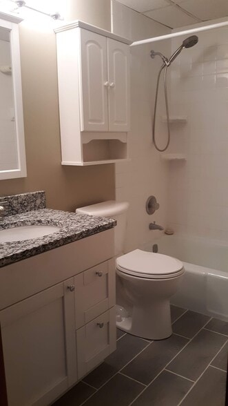 Building Photo - 362 Elton Hills Dr NW