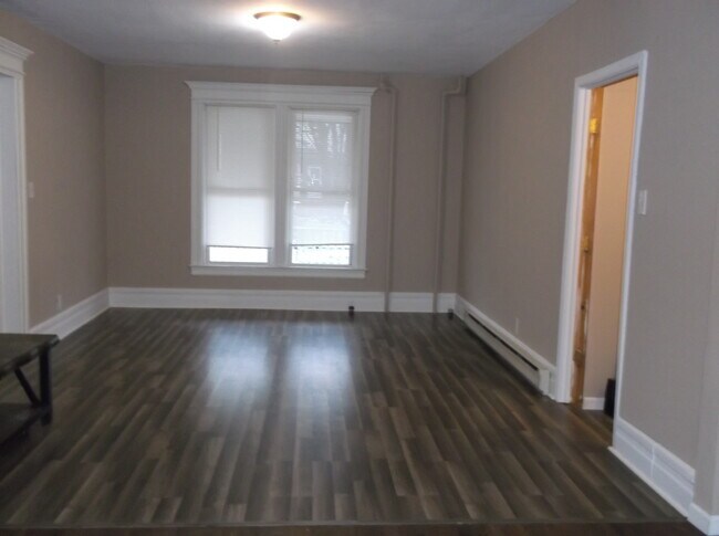 Building Photo - 705 E Dominick St