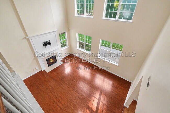 Building Photo - 13502 Delstone Dr