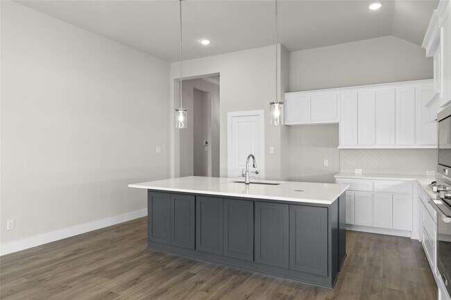 Building Photo - 3853 Solebay Ct