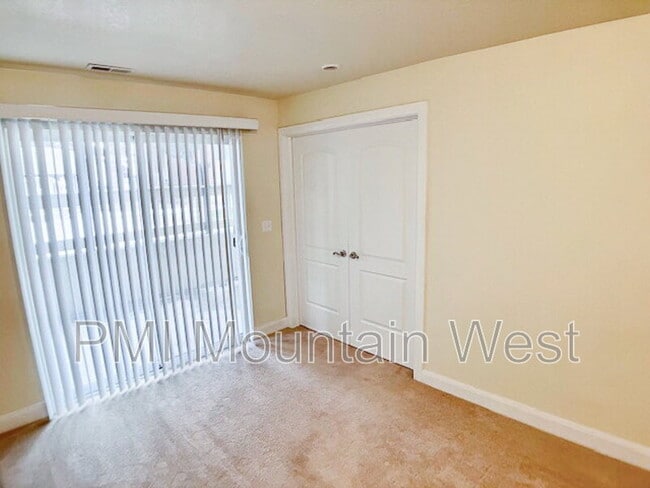 Building Photo - 2779 W 5525 S