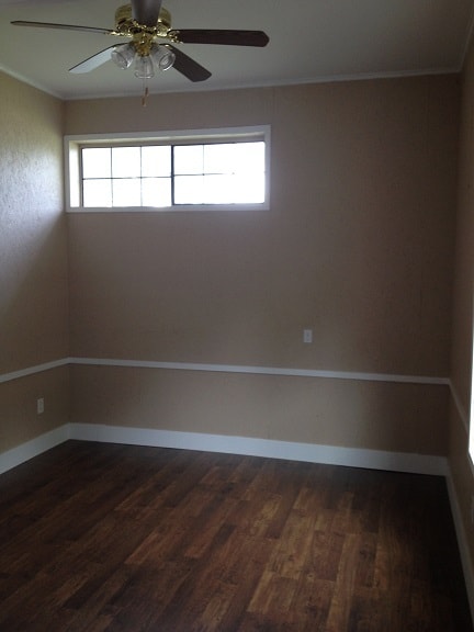 Building Photo - 202 Canal Ln