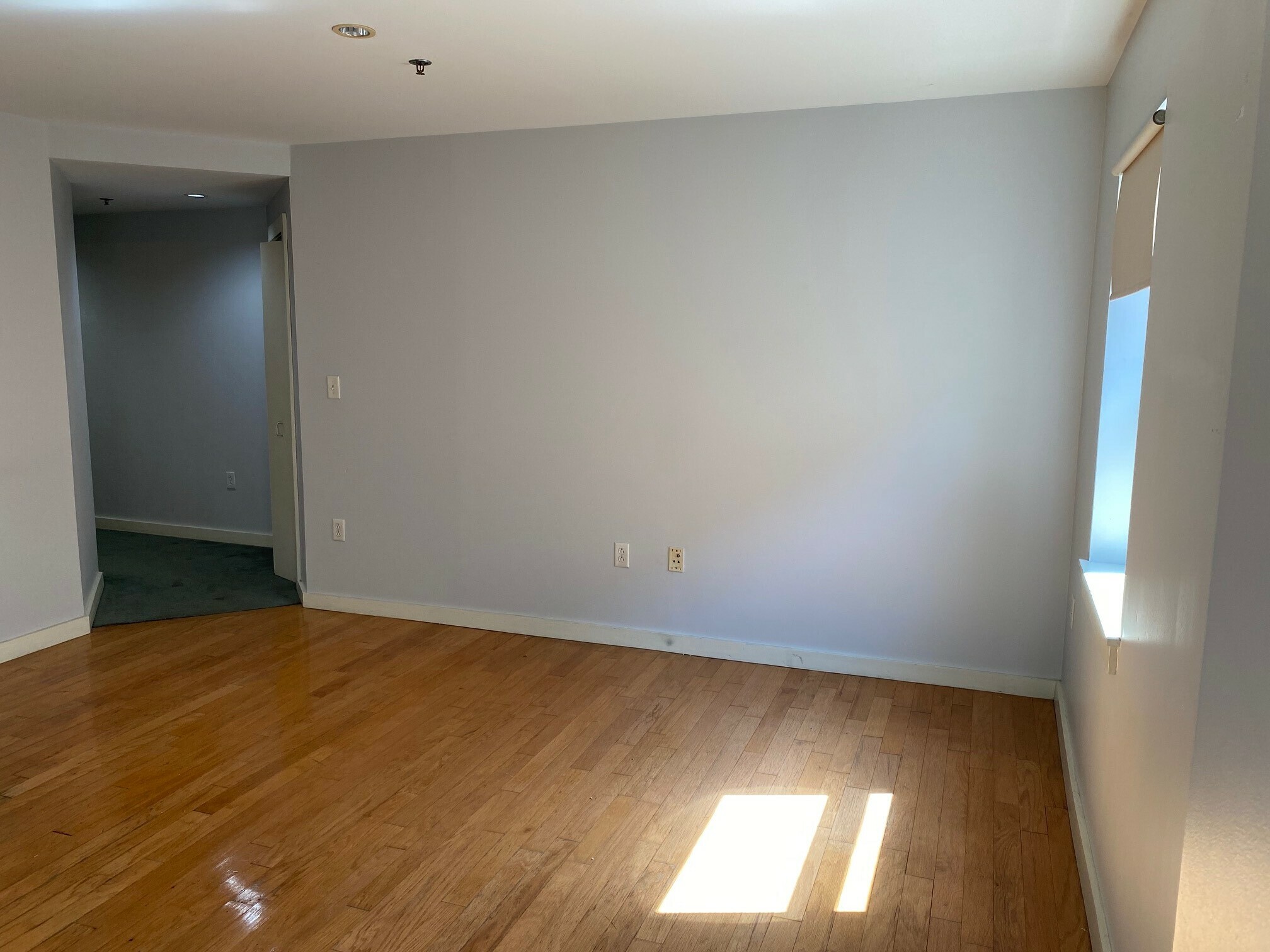 Building Photo - 534 Commonwealth Ave