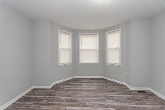 Building Photo - 4644 N 12th St