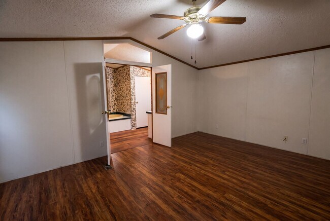 Building Photo - 46 Peaceful Pines Dr