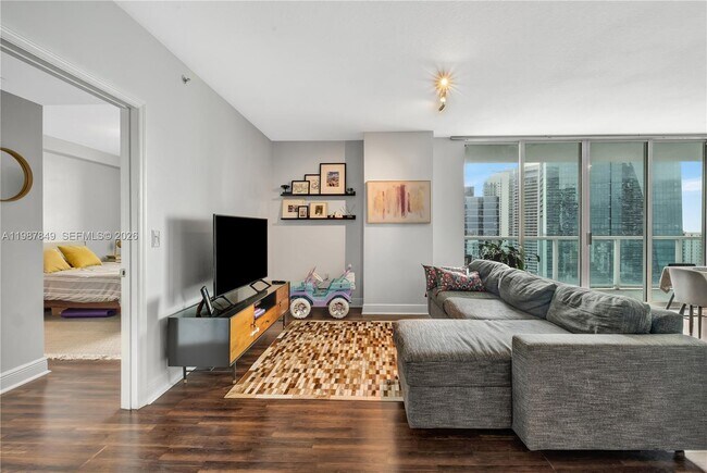 Building Photo - 1250 S Miami Ave