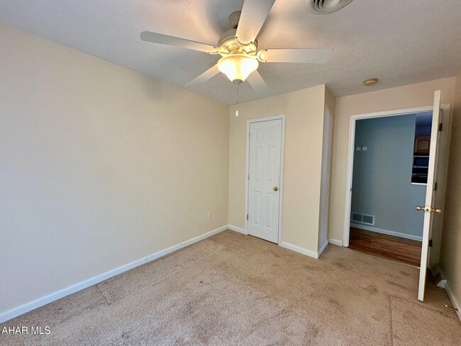 Building Photo - 1210 Imlertown Rd