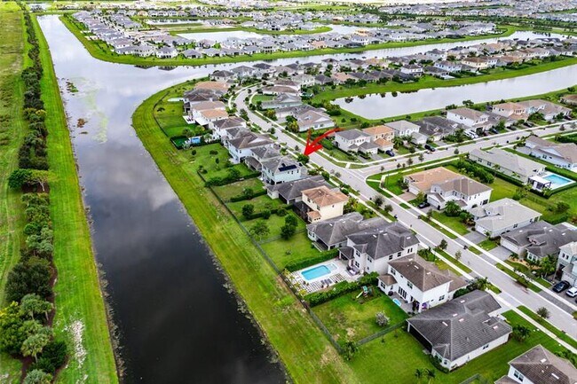 Building Photo - 15406 Goldfinch Cir
