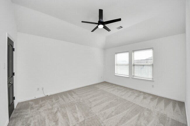 Building Photo - 20230 Creekdale Bend Dr