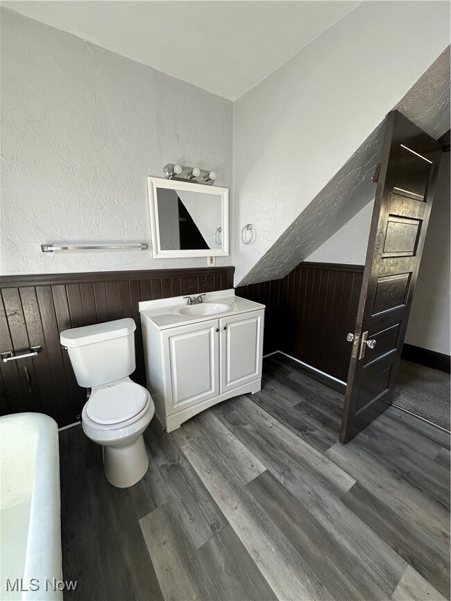 Building Photo - 814 Lovett Pl