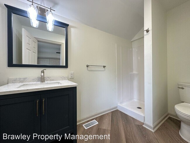 Building Photo - 8 br, 6 bath House - 514 W Kirkwood Ave