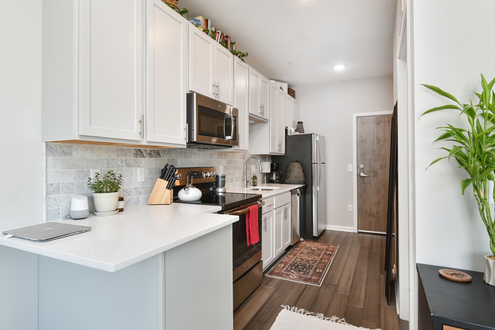 Building Photo - The Serene