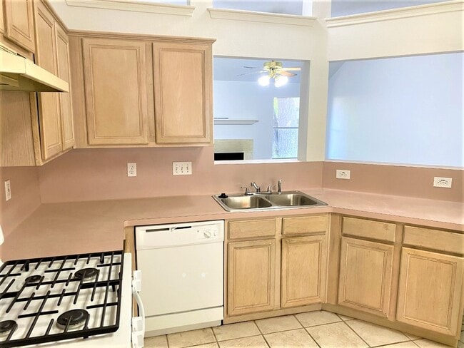 Building Photo - 3011 Pheasant Run