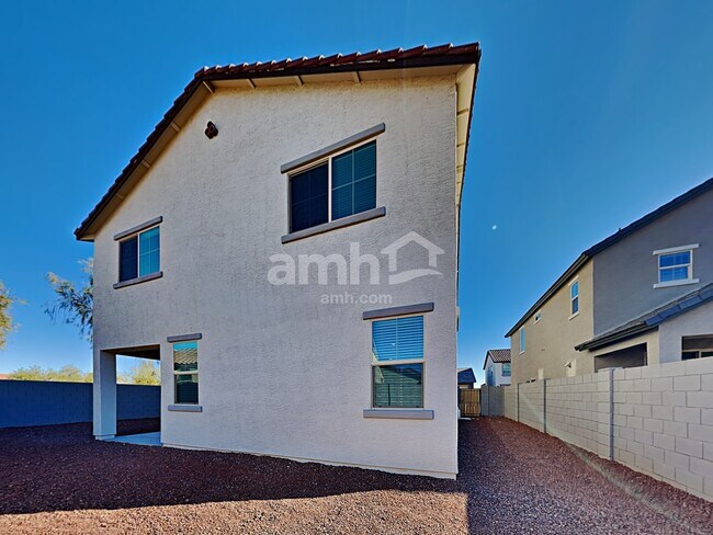 Building Photo - 779 S 150th Dr