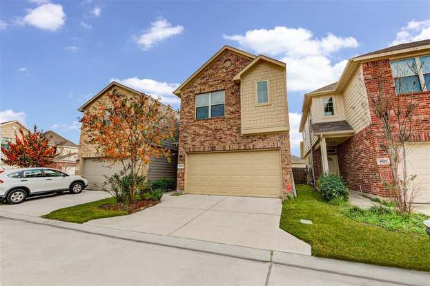 Building Photo - 8023 Villa Lago Ln