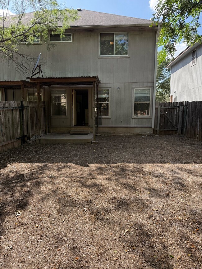 Building Photo - 9709 Sugar Hill Dr