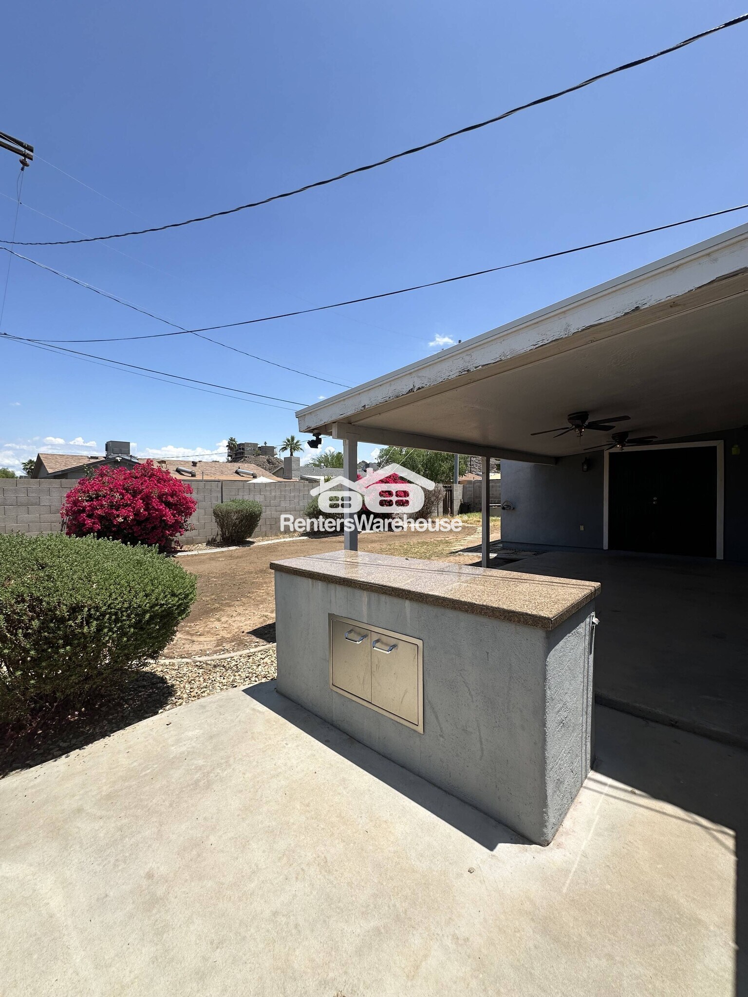 Building Photo - 1002 E Griswold Rd