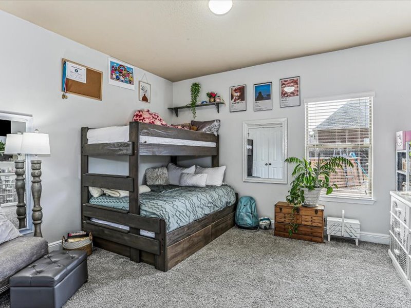 Building Photo - 405 Pendo Pl