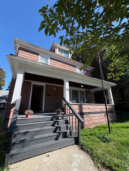 Building Photo - 54 North St