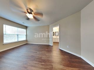 Building Photo - 218 Sparkleberry Ln