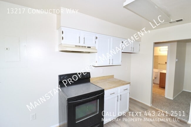 Building Photo - 13217 Conductor Way
