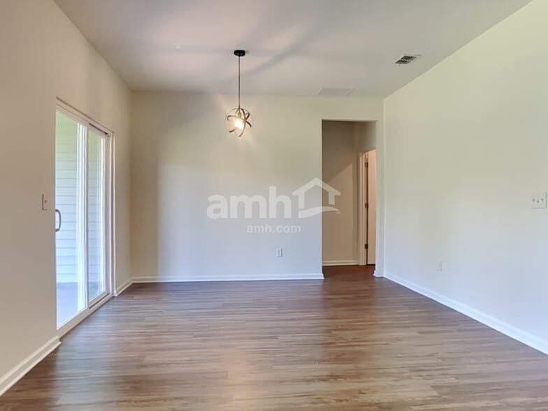 Building Photo - 8193 Golden Bamboo Dr