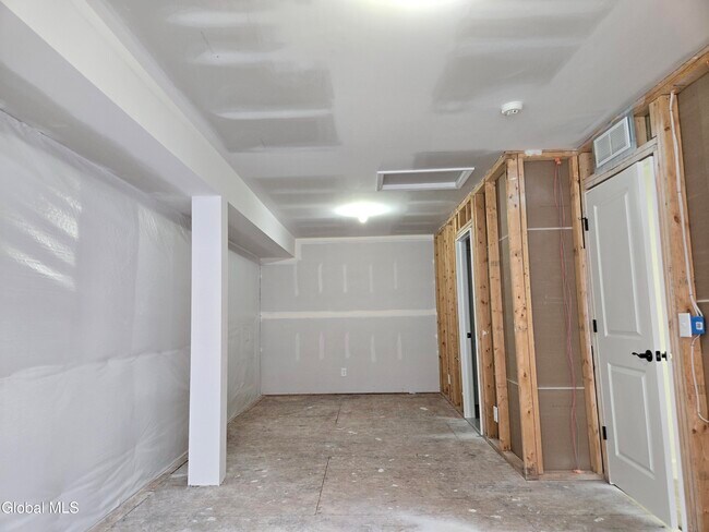 Building Photo - 54 Priddle Ln