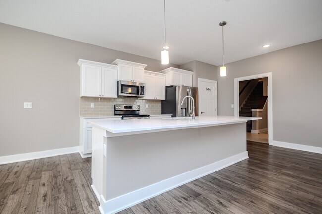 Building Photo - 9012 Jean Louise Dr