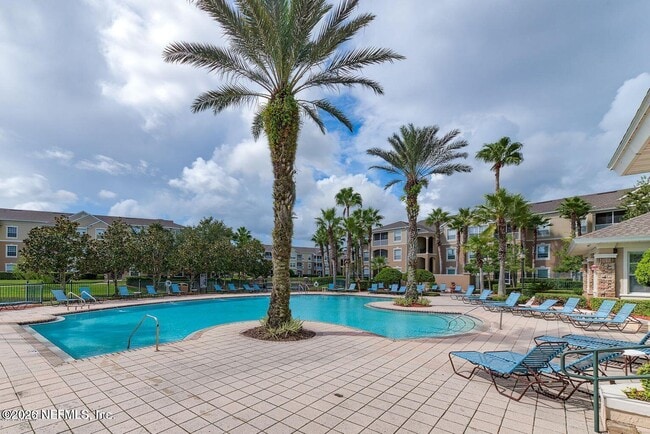 Building Photo - 7990 Baymeadows Rd