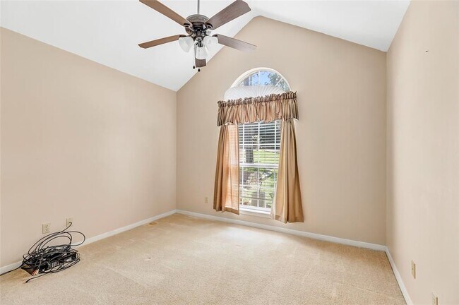 Building Photo - 70 Fern View Ct