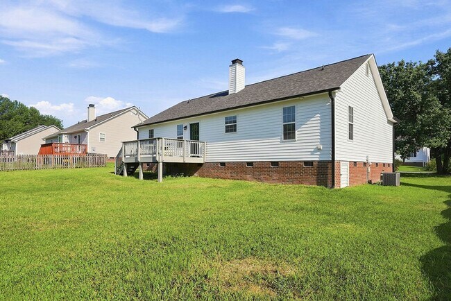 Building Photo - 928 S Willhaven Dr