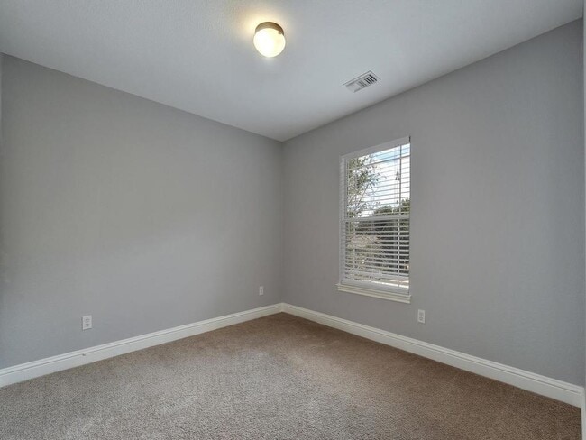 Building Photo - 6016 Wilcott Ct