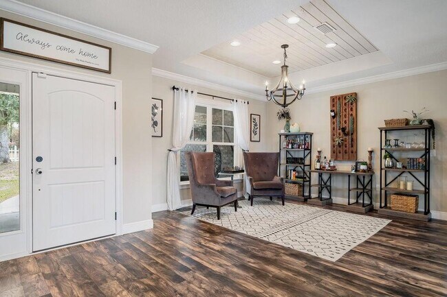 Building Photo - 6030 W Dogwood Dr