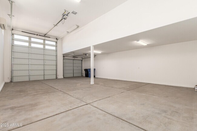 Building Photo - 4813 W Stargazer Pl