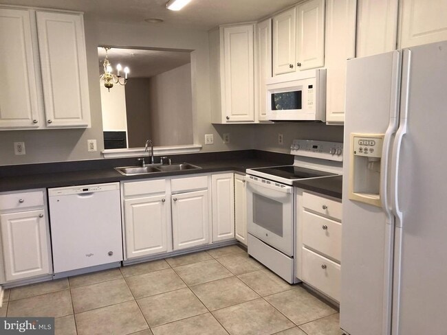 Building Photo - 4647 Harrier Way