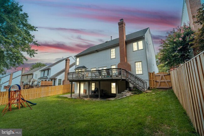 Building Photo - 9112 Silver Pointe Way
