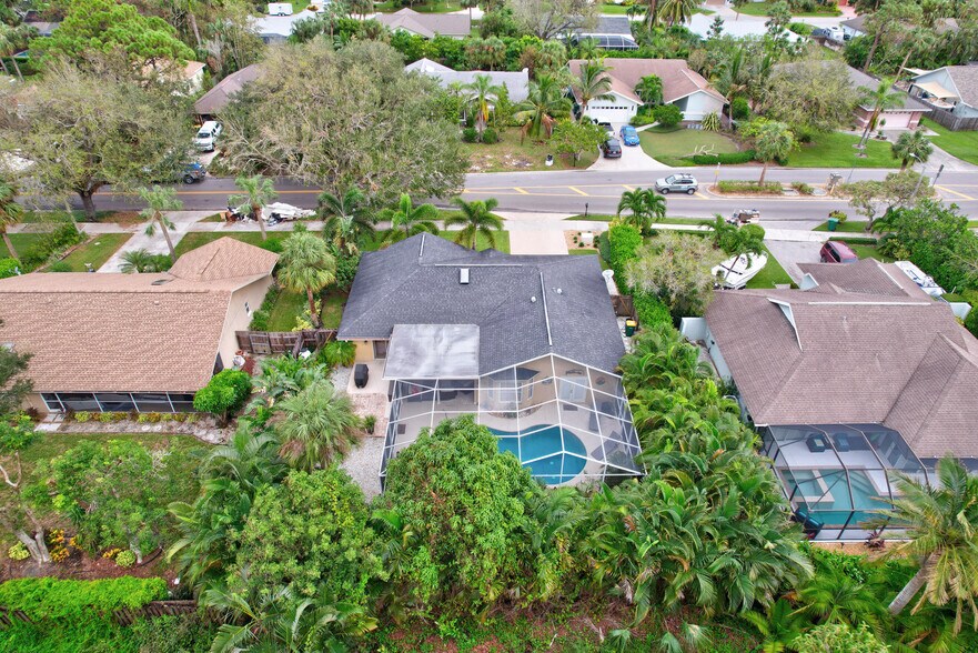 Building Photo - 2548 River Reach Dr