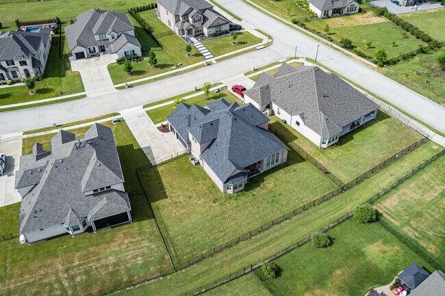 Building Photo - 2609 Johnson Ct