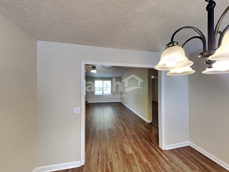 Building Photo - 166 Bradford Cir