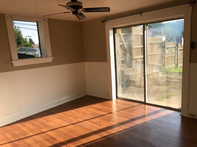 Living Room/Glass Doors - 2601 Warwood Ave