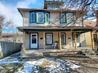 Building Photo - 2307 N Kenwood Ave