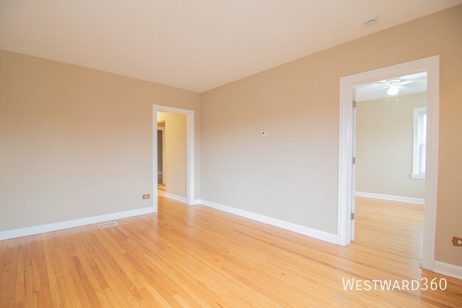 Building Photo - 12123 S Lafayette Ave