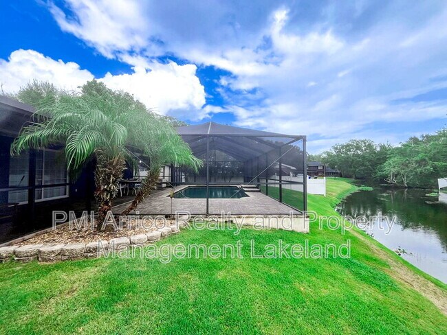 Building Photo - 1653 Lagoon Pl