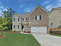 Building Photo - 704 Sierra Ct