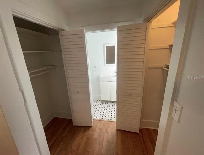 Building Photo - 1231 Highland St N