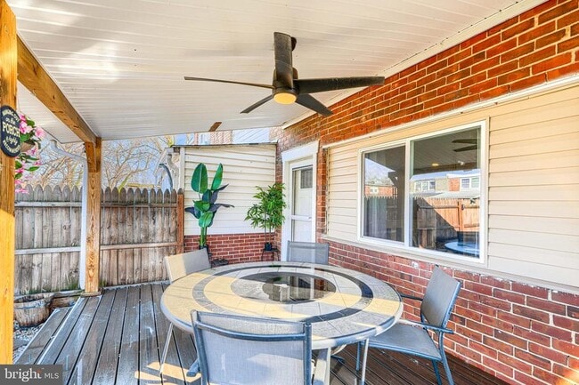 Building Photo - 800 Seckel Ct