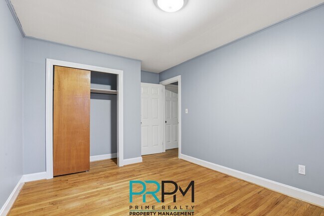 Building Photo - 8 Kathryan Ct