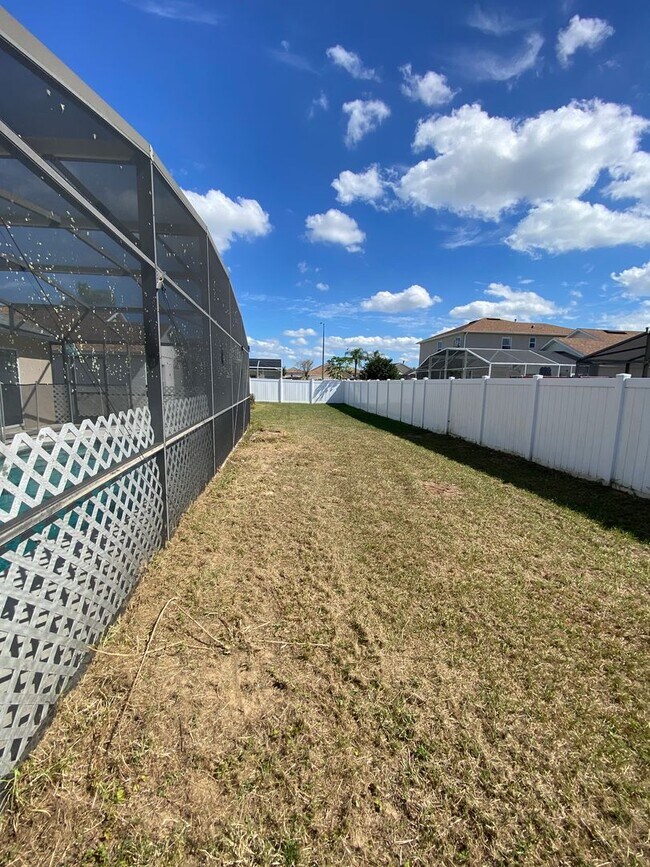 Building Photo - 4 Bedroom Pool Home in Davenport, FL
