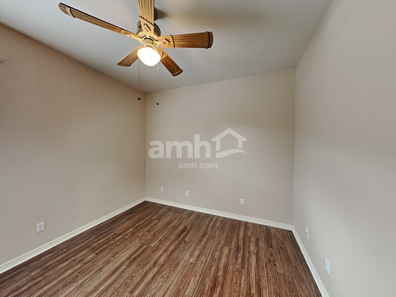 Building Photo - 6648 Thackston Dr