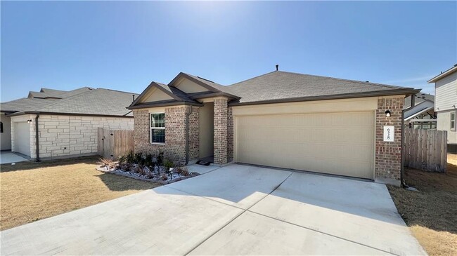 Building Photo - 6528 Strelitzia Cove